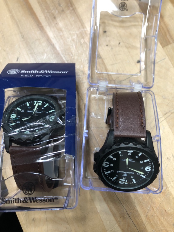 Photo 2 of *parts only* Smith & Wesson Commando Watch 2 pack
