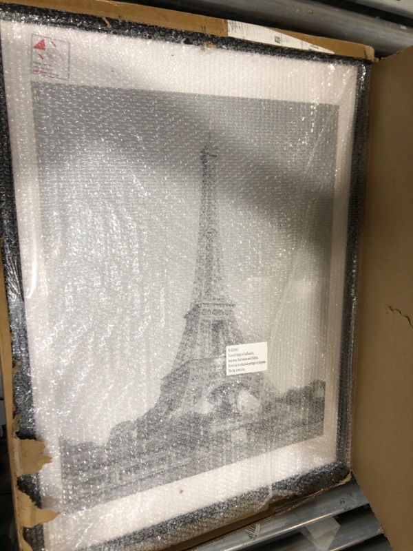 Photo 1 of 18x24 picture frame 