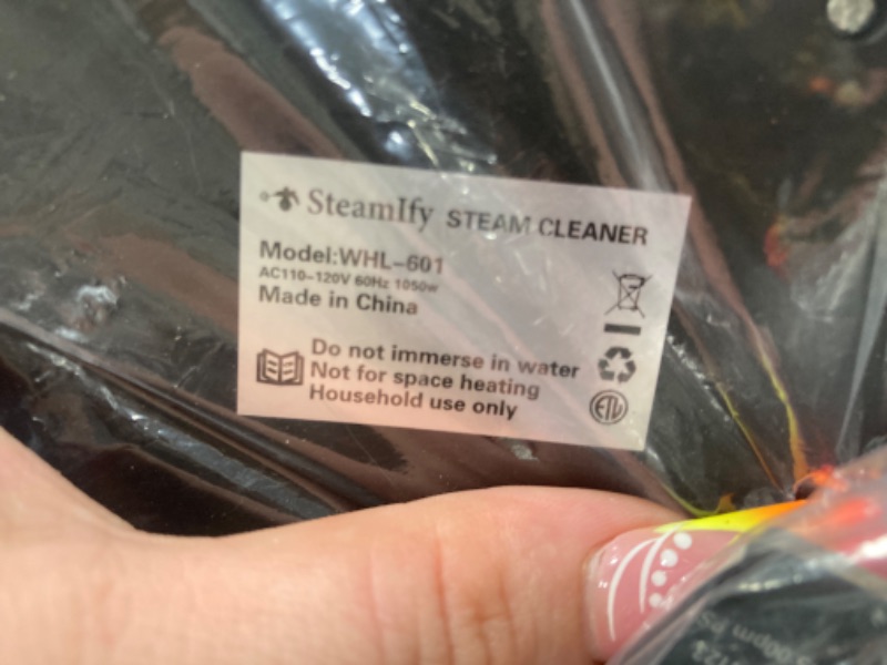 Photo 2 of 1200W steam cleaner 