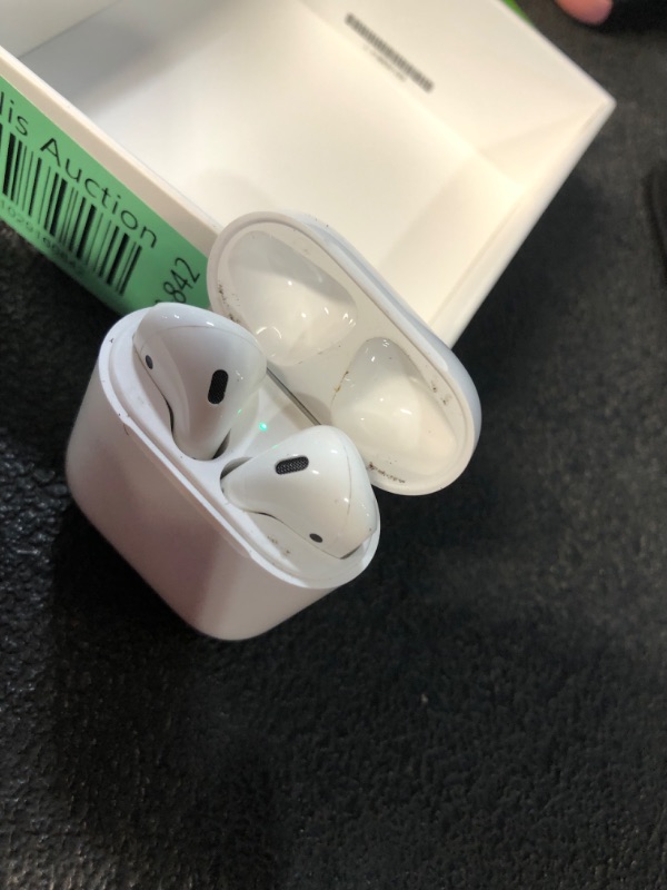 Photo 3 of ***USED ***ITEM TESTED FOR POWER, UNABLE TO TEST FURTHER***Apple AirPods (2nd Generation) Wireless Ear Buds, Bluetooth Headphones with Lightning Charging Case Included, Over 24 Hours of Battery Life, Effortless Setup for iPhone Without AppleCare+