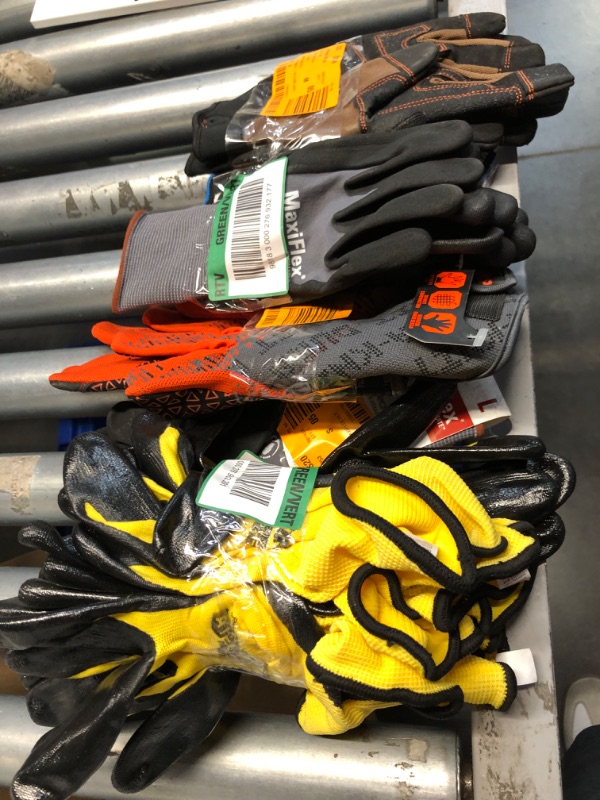 Photo 1 of ***NELLIS VARIETY BOX- MIXED ITEMS- SOLD AS IS- NONREFUNDABLE***
WORK GLOVES ASSORTMENT