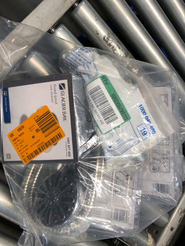 Photo 1 of ***NELLIS VARIETY BOX- MIXED ITEMS- SOLD AS IS- NONREFUNDABLE***
BATH FAUCET/SPRAYER ASSORTMENT 