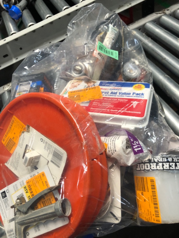 Photo 2 of ***NELLIS VARIETY BOX- MIXED ITEMS- SOLD AS IS- NONREFUNDABLE***
HOME DEPOT ASSORTMENT