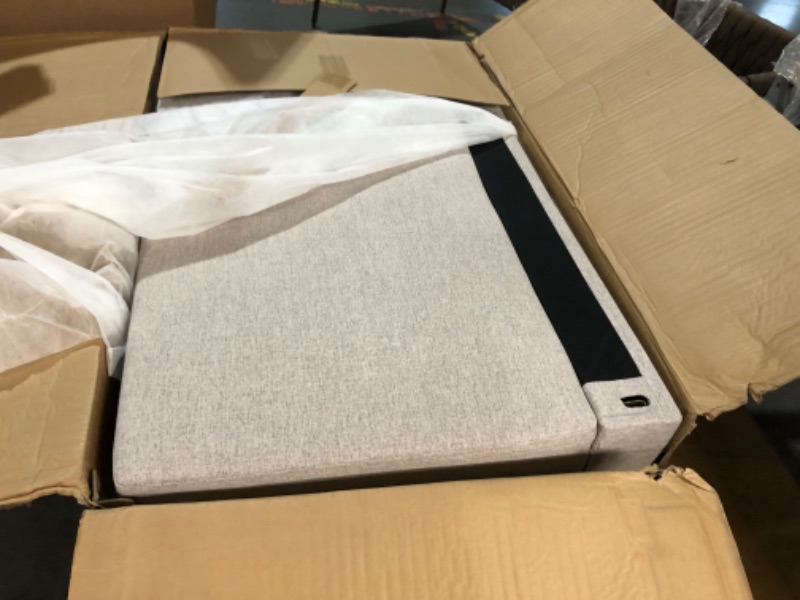 Photo 1 of ***INCOMPLETE SET/ BOX 1 OF 3)***
82" L-Shape Sleeper Sectional Sofa with Storage Chaise and Pull-Out Bed,Convertible Couch for Living Room,Apartment,Office, 82'', Light Gray 1 Light Gray 1 82''
