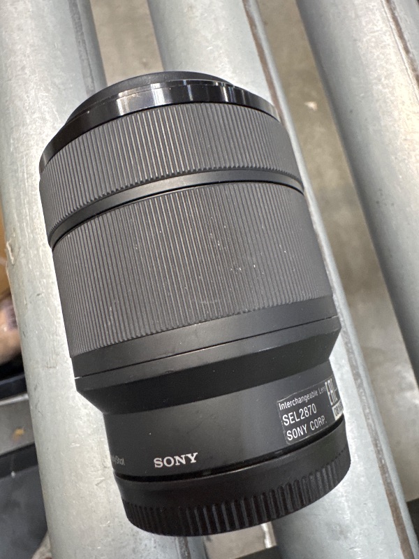 Photo 2 of **USED**90mm F2.8 DG DN for Sony E