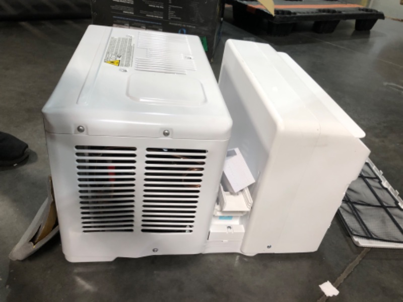 Photo 1 of ***USED - DAMAGED - SEE COMMENTS***
Midea 8,000 BTU U-Shaped Smart Inverter Air Conditioner –Cools up to 350 Sq. Ft., Ultra Quiet with Open Window Flexibility, Works with Alexa/Google Assistant, 35% Energy Savings, Remote Control