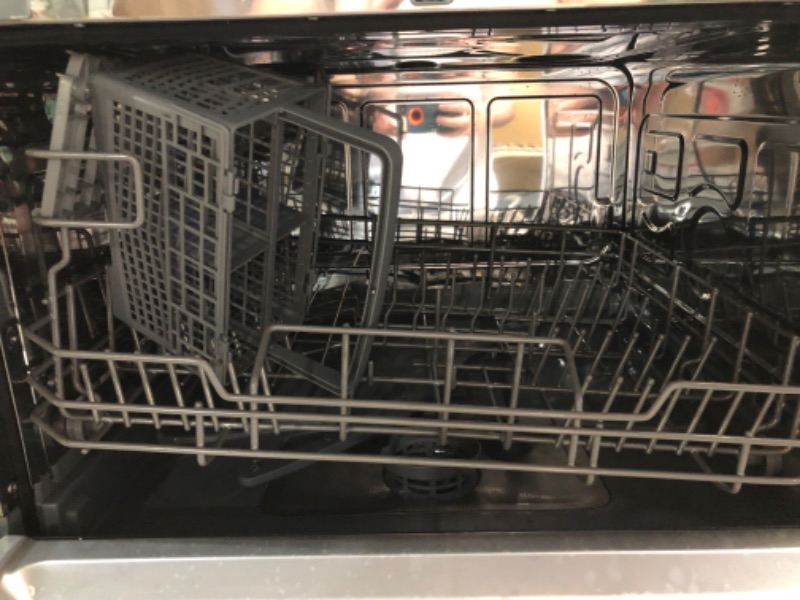 Photo 3 of ***USED - DAMAGED - ERROR CODE - SEE COMMENTS***
Farberware Compact 6-Place Setting Dishwasher - Portable Mini Countertop Dishwasher with 7 Wash Programs - Perfect for Small Spaces Like Apartment, Dorm, Boat, Camper/RV