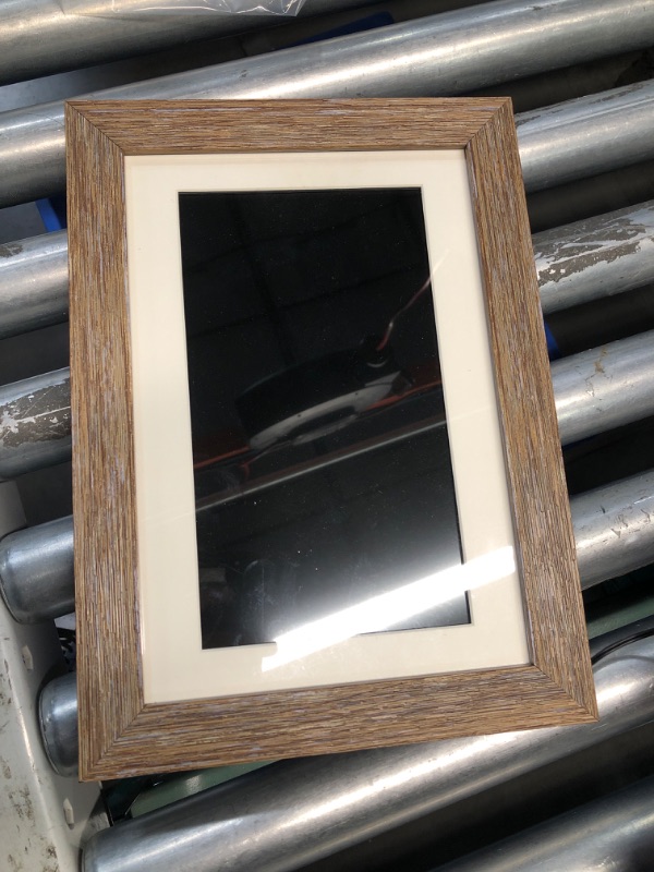 Photo 2 of (READ FULL POST) Aluratek 10” Distressed Wood Digital Photo Frame with Auto Slideshow, 1024 x 600 (ADPFD10F), 10" Wood Border, 10 Inch, Non-WiFi 10" Wood Border Non-Wifi