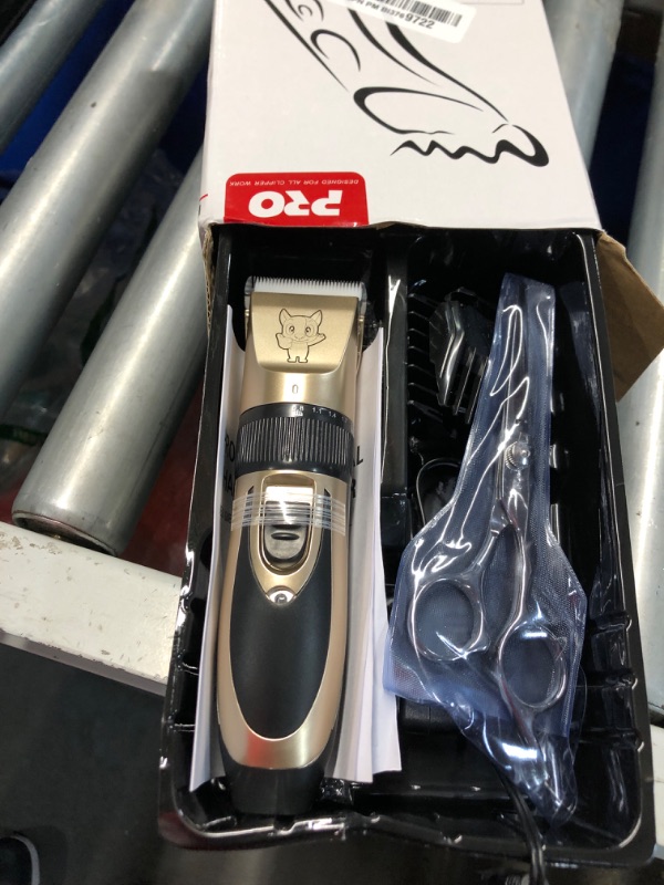 Photo 2 of **APPEARS UNUSED**
Dog Grooming Kit Clippers