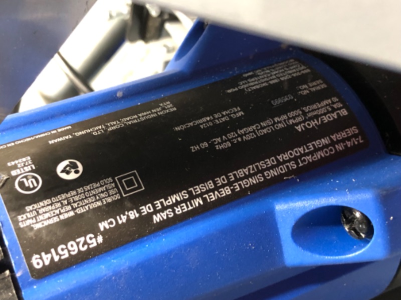 Photo 5 of ***USED - DAMAGED - PLASTIC CRACKED - SEE PICTURES - UNABLE TO TEST - LIKELY MISSING PARTS***
Kobalt Compact 7-1/4-in 10-Amp Single Bevel Sliding Compound Corded Miter Saw
