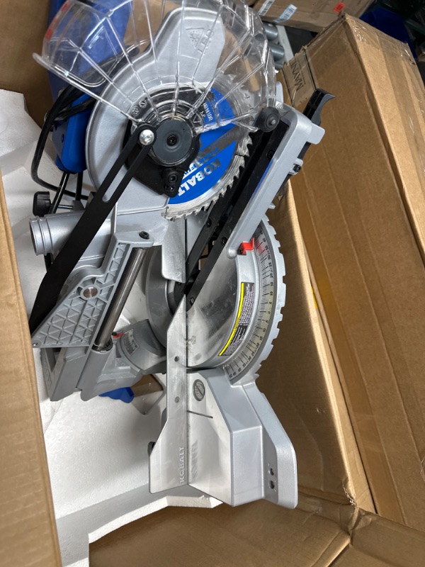 Photo 8 of ***USED - DAMAGED - PLASTIC CRACKED - SEE PICTURES - UNABLE TO TEST - LIKELY MISSING PARTS***
Kobalt Compact 7-1/4-in 10-Amp Single Bevel Sliding Compound Corded Miter Saw
