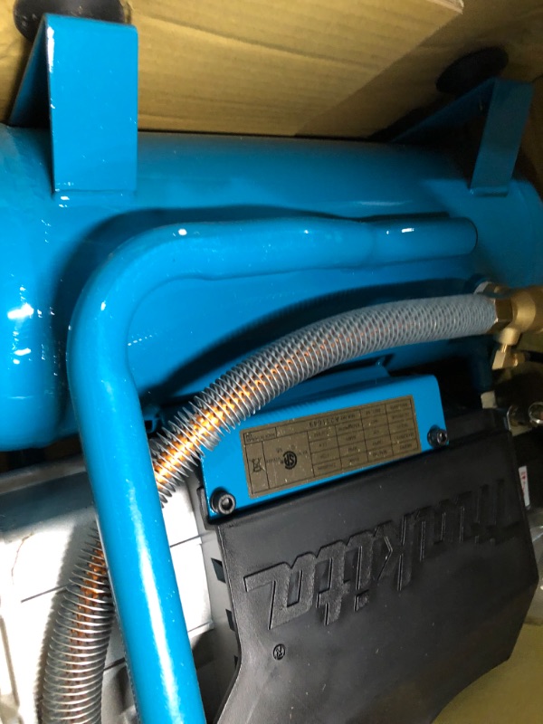 Photo 3 of **NON-REFUNDABLE, PARTS ONLY** Makita MAC700 2.0 HP* Big Bore™ Air Compressor MAC700 air compressor