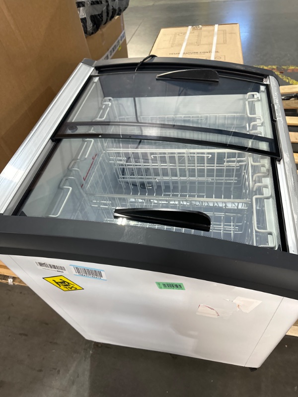 Photo 1 of Commercial Mobile Ice Cream Display Chest Freezer Sub Zero Temp Curved Glass 