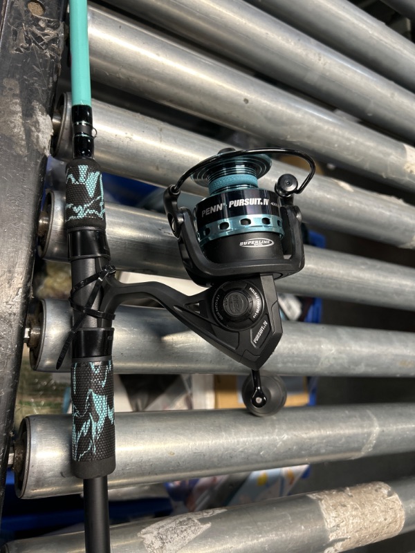 Photo 2 of ***ROD IS BROKEN AT TIP. REEL IS GOOD*****PENN Pursuit III & Pursuit IV Spinning Reel and Fishing Rod Combo 4000 Size Reel - 7' - Medium - 1pc Pursuit Iv Le