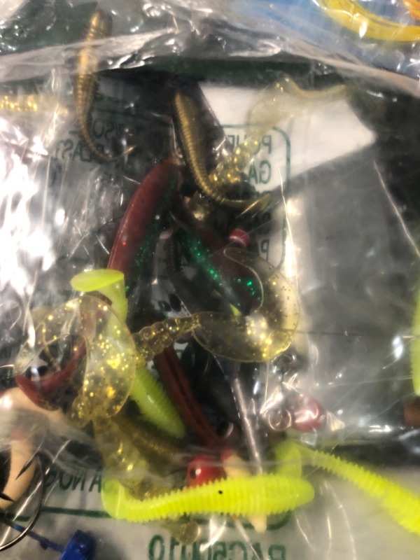 Photo 5 of ***MIXED LOT OF BULK FIAHING GEAR. NONREFUNDABLE***
BULK PACK OF FISHING LURES, HOOKS, JIGS, ORGANIZERS AND SPINNERS
