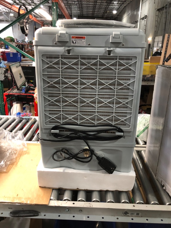 Photo 5 of ***USED - POWERS ON - UNABLE TO TEST FURTHER - NO PACKAGING - SEE PICTURES***
Dial 3-Speed Portable Evaporative Cooler - Up to 750 sqft, 2200 CFM - PEC-A-2200-1RC