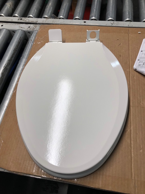 Photo 5 of ***HARDWARE CAP DAMAGED.  SEE PHOTOS***
Bedminster Slow-Close & Easy Lift-Off Elongated Wood Toilet Seat, White, 5269A65DL.020