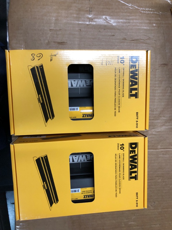 Photo 1 of ***2 PACK***
DEWALT
10 in. Skimming Blade - Aluminum Housing with 0.012 in. (0.3mm) Replaceable Stainless Steel Blade Insert