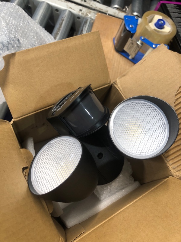 Photo 1 of LUTEC 32W 2500 Lumen LED Security Lights Motion Sensor Light Outdoor, 5000K Daylight, IP54 Waterproof, Dusk to Dawn, Motion Detector Flood Light for Garage, Yard, Porch-Black