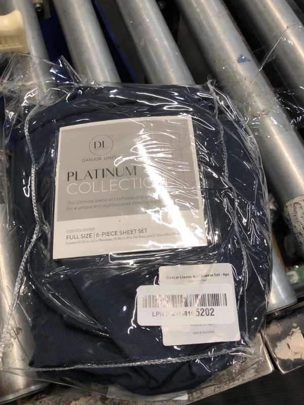 Photo 2 of ***PARTIAL SET***
Danjor Linens Full Size Sheets Set - 6 Piece Set Including 4 Pillowcases- Deep Pockets - Breathable, Soft Bed Sheets - Wrinkle Free - Machine Washable - Navy Bed Sheets - 6 pc