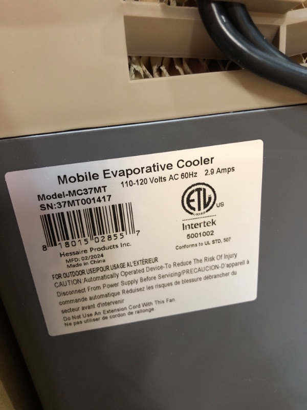 Photo 5 of ***RETURN RECEIPT ON BOX SAYS MISSING PARTS***
Hessaire 3100-CFM 3-Speed Indoor/Outdoor Portable Evaporative Cooler for 950-sq ft (Motor Included)
