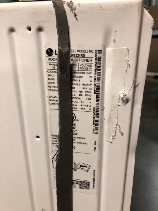 Photo 7 of ***DAMAGED - MISSING PARTS - NO PACKAGING - SEE COMMENTS***
LG 24,500 BTU 230/208V Window Air Conditioner Cools 1550 Sq. Ft. with Wi-Fi, Remote and in White