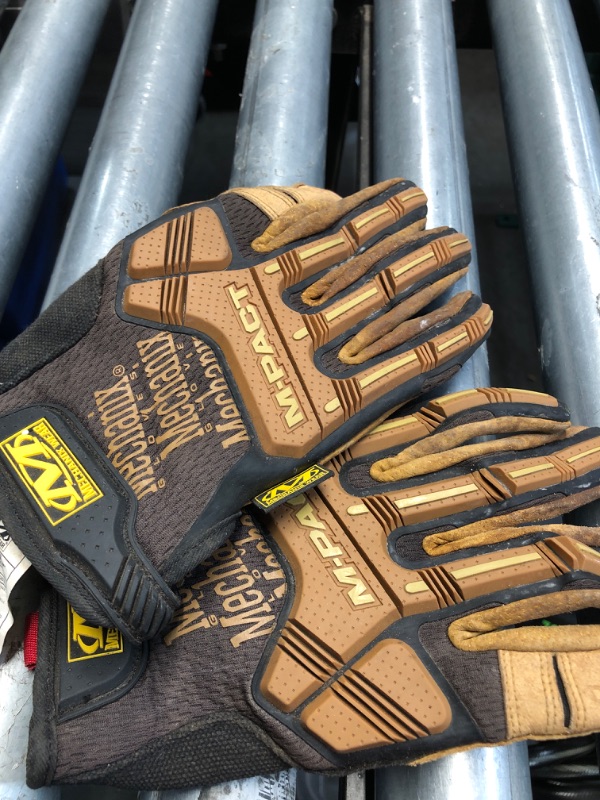 Photo 2 of ***SIZE 9***
Mechanix Wear: M-Pact Durahide Leather Work Gloves with Secure Fit, Work Gloves with Impact Protection and Vibration Absorption, Safety Gloves for Men (Brown, Large)
