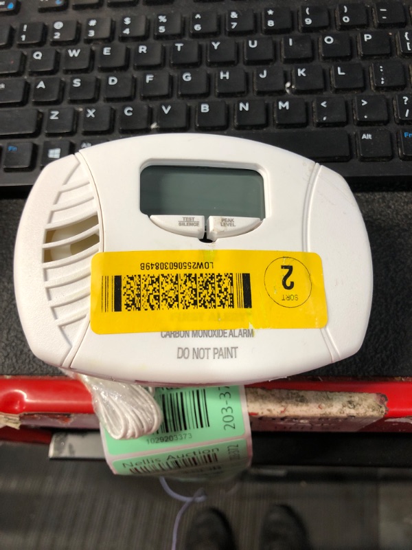 Photo 2 of ***MISSING BATTERY COVER***
First Alert Battery-operated Carbon Monoxide Detector
