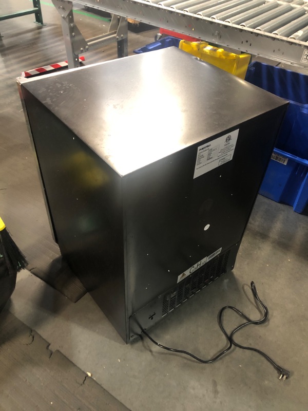 Photo 5 of ***NON-REFUNDABLE - DAMAGED - DENTED - SEE PICTURES - NO PACKAGING - POWERS ON - UNABLE TO TEST FURTHER***
24 Inch Beverage Cooler Beer Fridge Cooler 150 Can Drinks Fridge Beverage Refrigerator Drink Cooler Beer Refrigerator