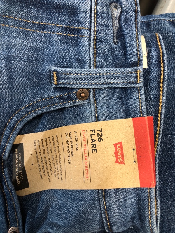 Photo 3 of (29x30) Levi's(r) Womens 726 High-Rise Flare (Medium Indigo Worn in) Women's Jeans
