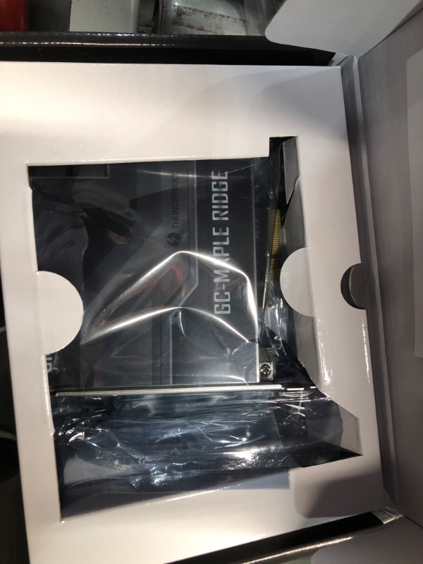 Photo 2 of ***FACTORY SEALED***GIGABYTE GC-MAPLE RIDGE (Intel/Thunderbolt 4/ JHL 8540 Controller/ 2x USB Type-C/ 1x DisplayPort 1.4/ 2x Mini DisplayPort/ Max Bandwidth 40GB/s/ PCle Card)