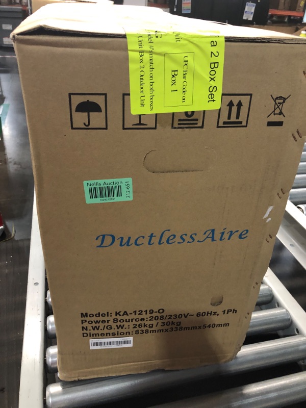 Photo 4 of **MISSING PIECES** 23.1 SEER 12,000 BTU 1 Ton Wi-Fi Ductless Mini Split Air Conditioner and Heat Pump Variable Speed Inverter - 220V/60Hz *Box 2 of 2 ONLY, Box 1 not included*
