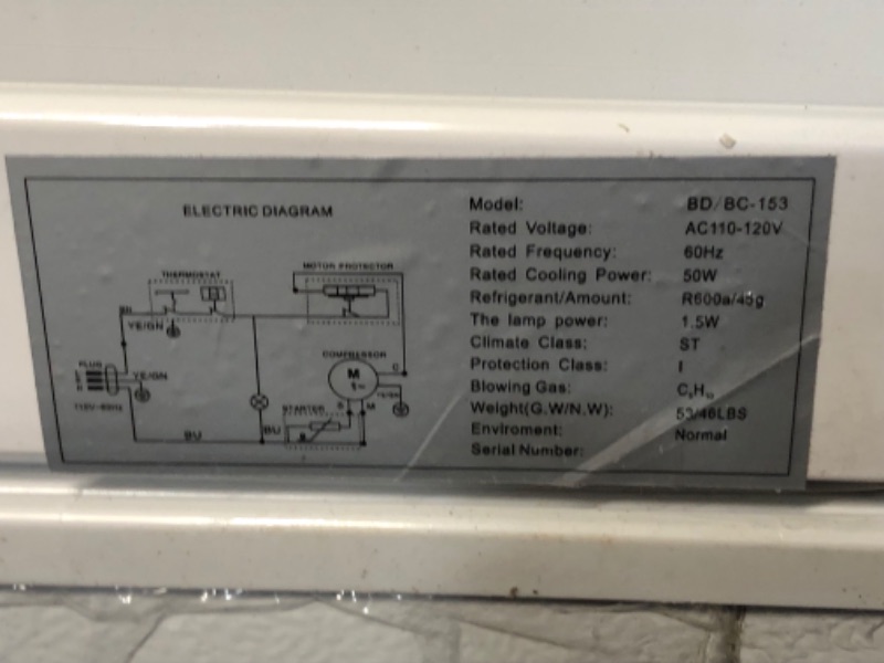 Photo 12 of ***USED - DAMAGED - UNTESTED - SEE COMMENTS***
Chest Freezer 9.0 cu.ft Compact Freezer Top Door, White Deep Freezer Low Noise Manual defrost 7-grade Temperature Control with Removable Basket, Applicable to Kitchen Office Dorm