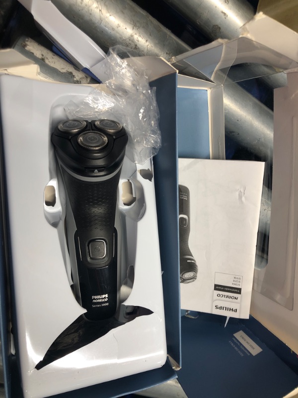 Photo 2 of ***USED / NEEDS TO BE CLEANED BEFORE USE***
Philips Norelco Shaver 2300 Rechargeable Electric Shaver with PopUp Trimmer, S1211/81