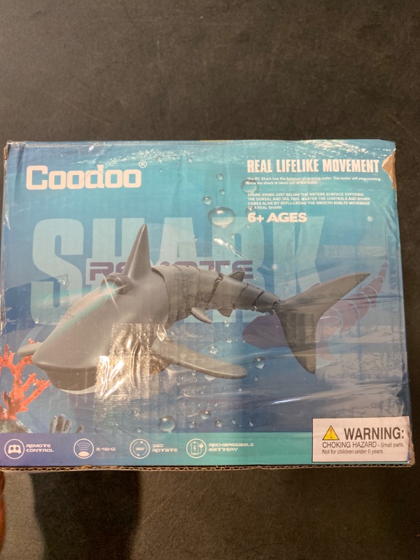 Photo 3 of 2.4G Remote Control Shark Toy 1:18 Scale High Simulation Shark Shark for Swimming Pool Bathroom Great Gift RC Boat Toys for 6+ Year Old Boys and Girls (with 1 battery ) missing 2nd battery