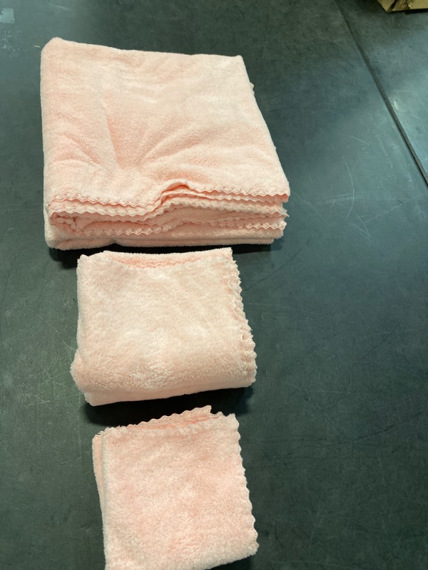 Photo 2 of MOONQUEEN Ultra Soft Towel Set-Quick Drying - 2 Bath Towels 2 Hand Towels 2 Washcloths-Microfiber Coral Velvet Highly Absorbent Towel for Bath Fitness,Bathroom,Sports,Yoga, Travel (Pink, 6 Pcs)