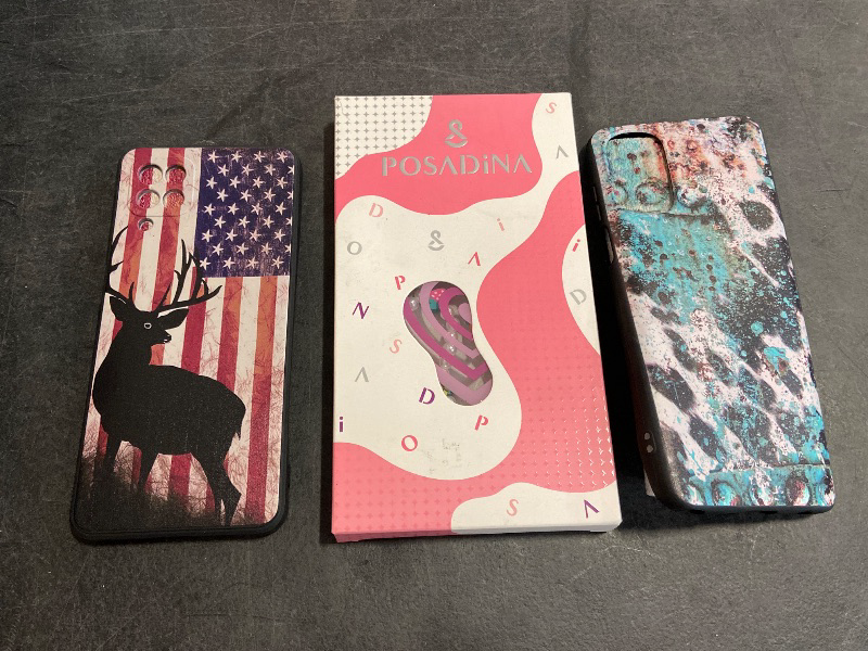 Photo 1 of 12 pack bundle of cell phones chargers and accessories