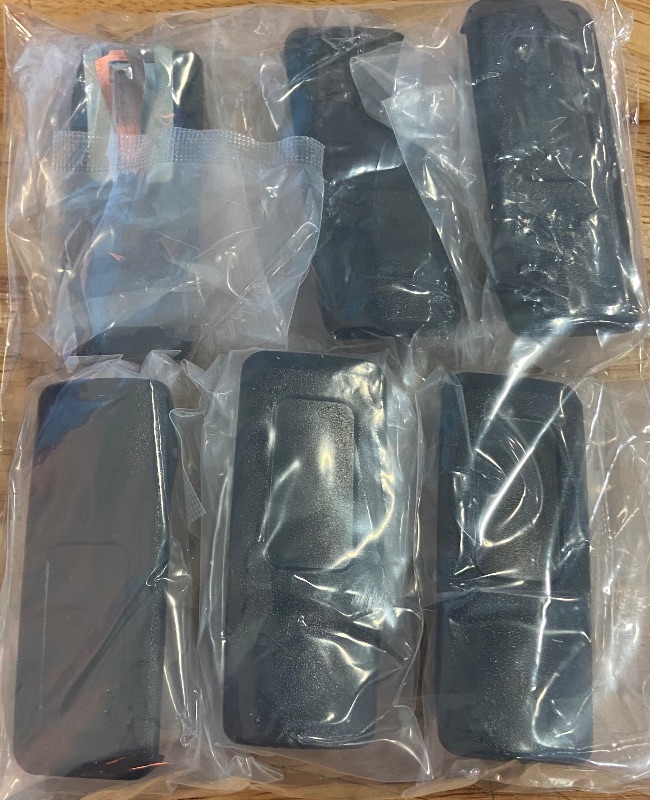 Photo 1 of PMLN4651 Belt Clip for Motorola Radio XPR3300 XPR3300e XPR3500 XPR3500e XPR7550 XPR7550e XPR7350 XPR7580 XPR7380 XPR6550 XPR6580 Walkie Talkie 6Pcs