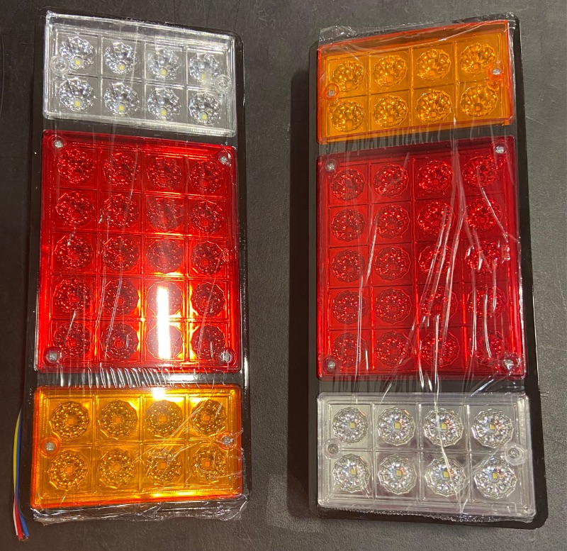 Photo 2 of Aramox Truck Tail Lamp Fit for W Series Isuzu Elf Truck NPR HD NKR NHR NRR FRR, Pair Rear Lamp 12V 44 LEDs Replacement