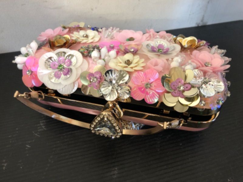 Photo 2 of  Women's Handmade Flower Beaded Bags Chain Bags Colorful Floral Clutch Evening Bags
