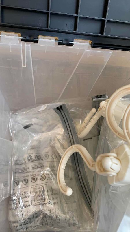 Photo 1 of CONTAINER OF VACUUM STORAGE BAGS