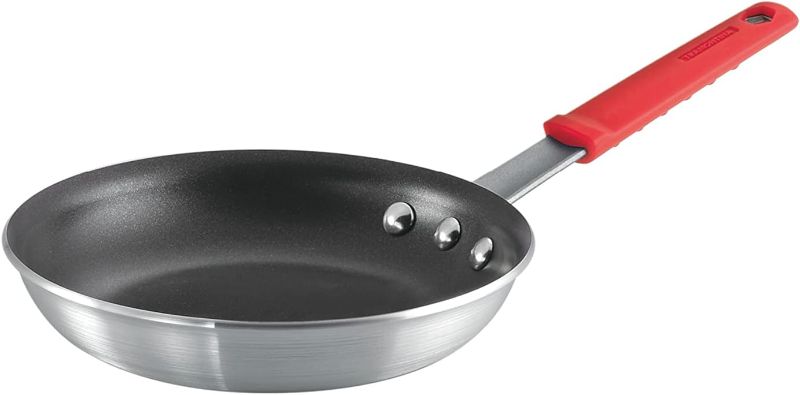 Photo 1 of (DAMAGED ON BOTTOM and DENTED)
Tramontina Professional Series 8-Inch Fry Pan, Heavy-Gauge Aluminum with Reinforced Nonstick Coating, Oven and Dishwasher Safe, NSF Certified, Made in Brazil