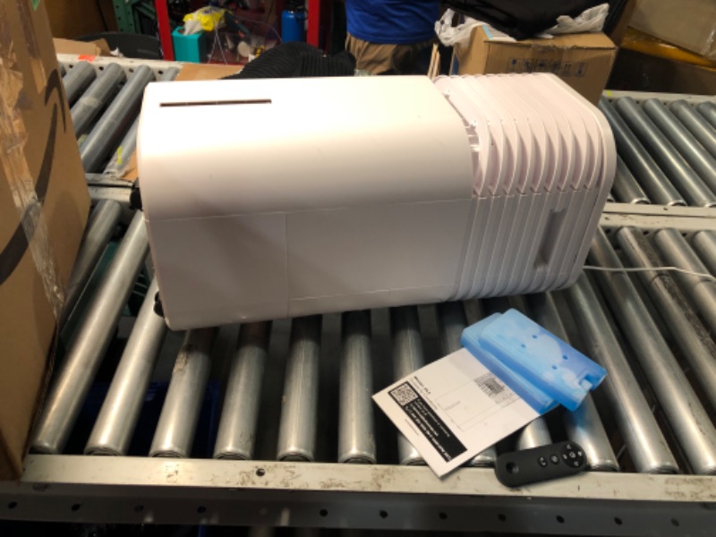 Photo 6 of ***USED - SCRATCHED - POWERS ON - UNABLE TO TEST FURTHER - TWO ICE PACKS MISSING - SEE PICTURES***
Windowless Portable Air Conditioner, 15H Timer & 120°Oscillation, 3-IN-1 Portable AC Unit with Remote, 2-Gal Tank, 3 Modes & 3 Speeds, Ultra-Quiet 24" Ventl