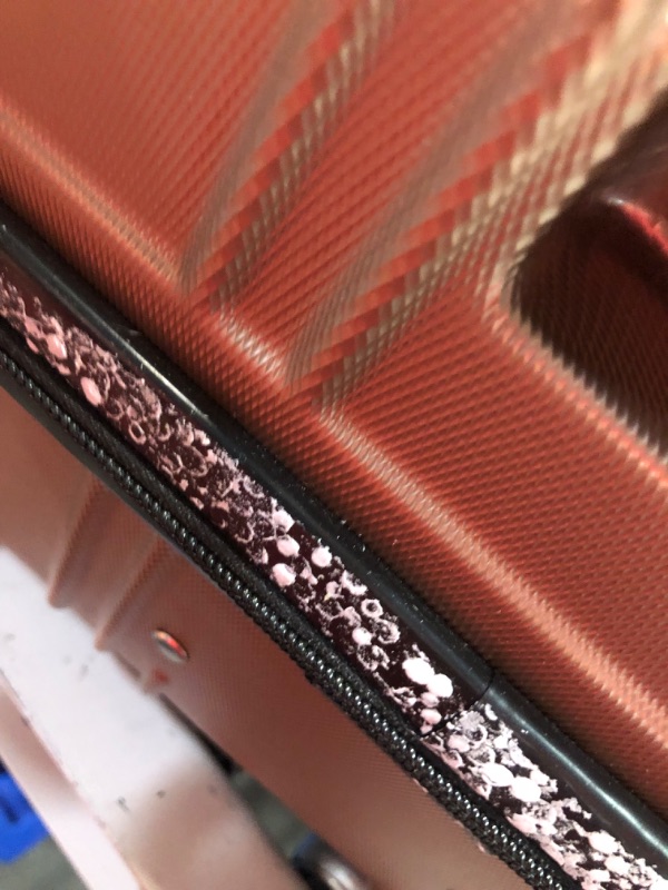 Photo 4 of ***USED - SCRATCHED AND SCRAPED***
Ben Sherman Nottingham Lightweight Hardside 4-Wheel Spinner Travel Luggage, Rose Gold, 24-Inch Checked