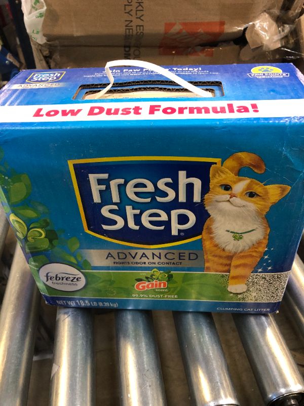 Photo 1 of Fresh Step Advanced Refreshing Gain Scented Clumping Clay Cat Litter, 18.5-lb box, 