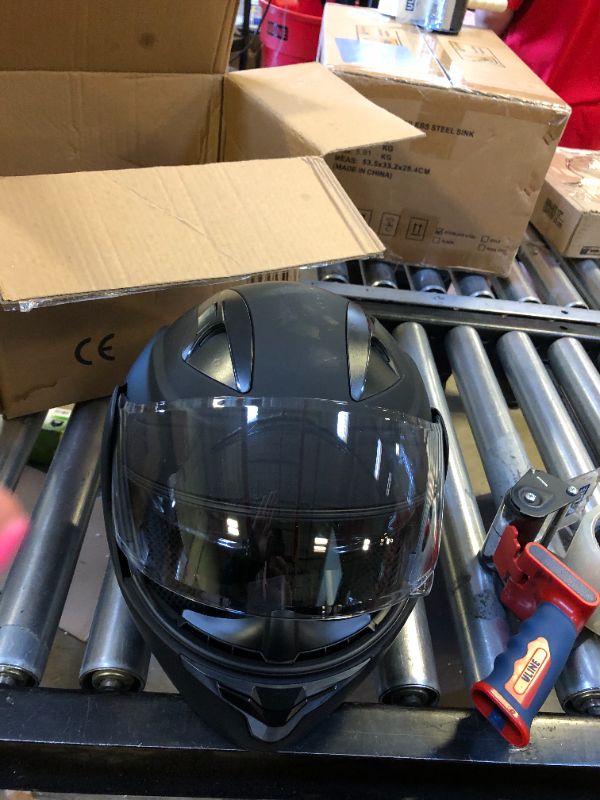 Photo 2 of Motorcycle Helmet Dual Visor Flip up Modular Full Face Helmet Open Face DOT Helmet
