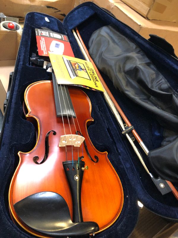 Photo 3 of Pyle Solid Wood Violin, Premium Spruce Top and Maple Side Construction 4/4 Full Size Fiddle Set with Accessory Kit e) 4/4 Size - Premium Hardwood