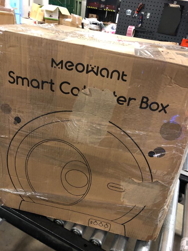 Photo 1 of MeoWant Self-Cleaning Cat Litter Box, Integrated Safety Protection Automatic Cat Litter Box for Multi Cats, Extra Large/Odor Isolation/APP Control Cat Litter Box with Odor Eliminator & Mat & Liner-New
