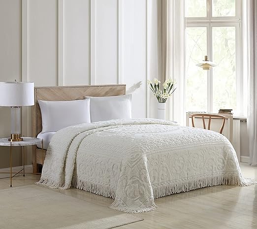 Photo 1 of Beatrice Home Fashions Medallion Chenille Bedspread, queen , Ivory

