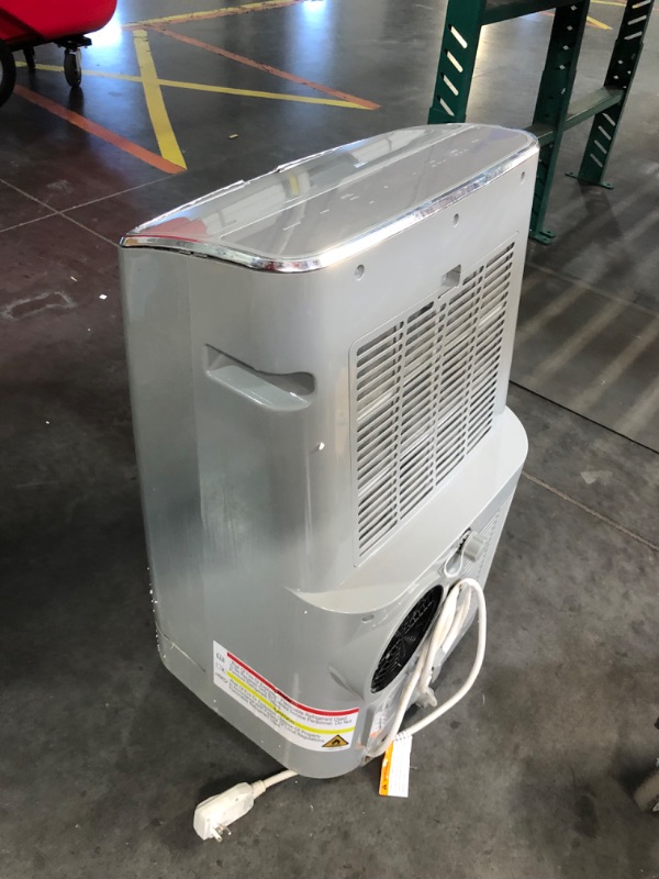 Photo 9 of ***USED - DAMAGED - SEE COMMENTS***
GE 10,500 BTU Portable Air Conditioner for Medium Rooms up to 450 sq ft., 3-in-1 with Dehumidify, Fan and Auto Evaporation, Dual Hose Compatible, Included Window Installation Kit, Grey